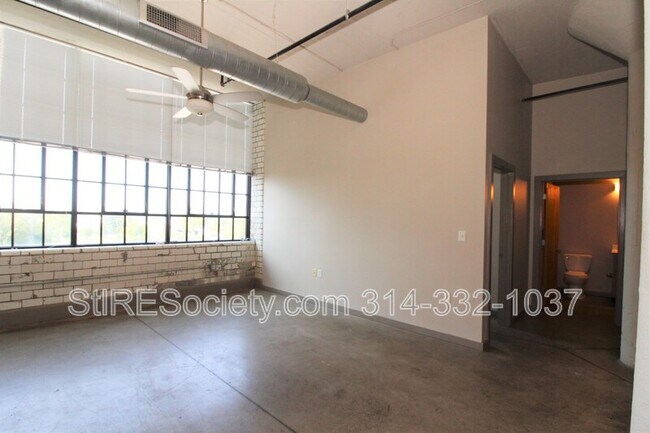 Photo - 8125 Michigan Ave Unit 214