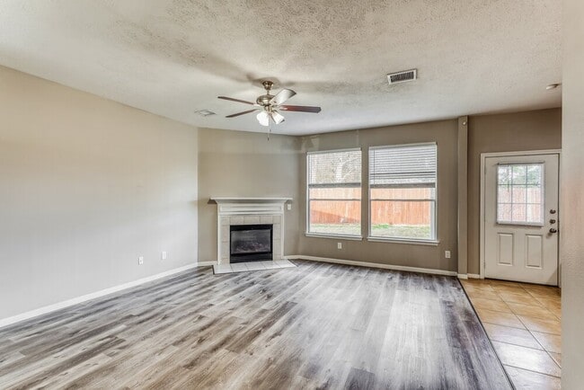 Photo - 21902 Willow Shadows Dr