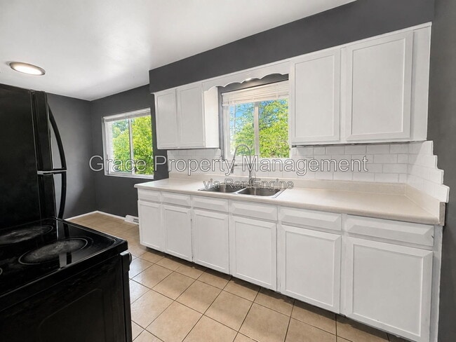 Photo - 87 E 81st Ave