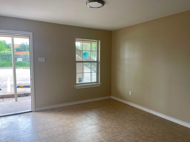 Photo - 4018 San Agustin Ave Unit A