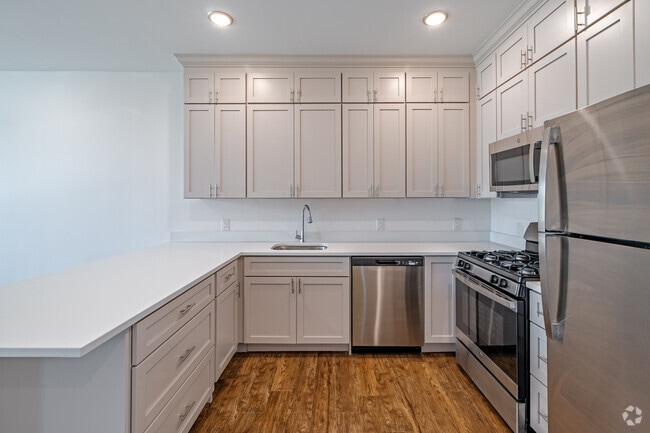 Kitchen - Spring Street Residences