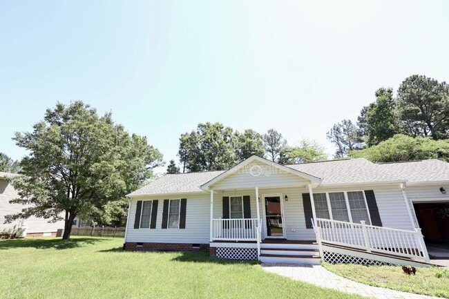 Building Photo - 9713 Pampas Dr