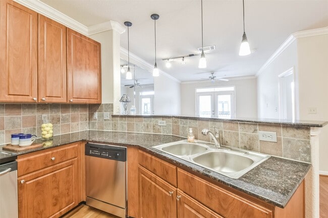 Building Photo - 1711 Old Spanish Trl Unit 406