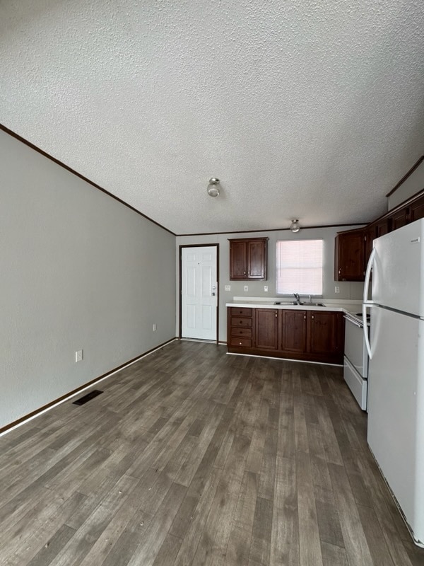 Photo - 2908 Lumina Pl