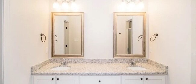 Photo - 1704 102nd St Unit Fox Ridge - 1704 102nd Street  A