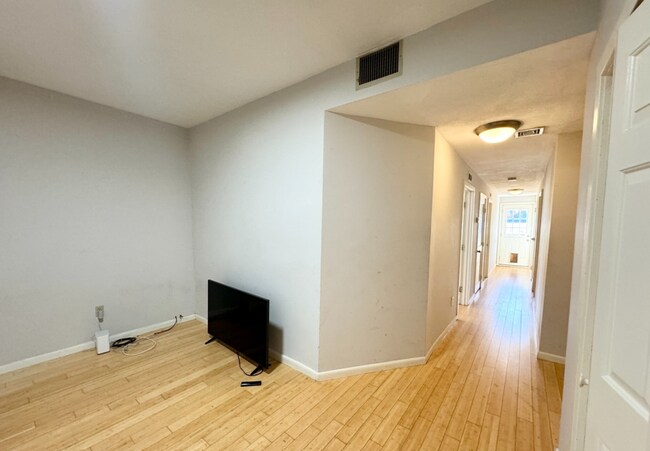 Photo - 1578 Tremont St Unit 4