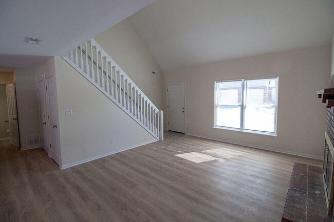 Photo - 3612 Hermitage Rd