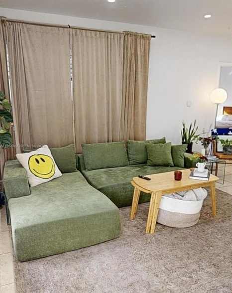 Photo - 281 NE 112th St