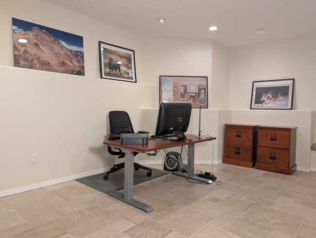 Photo - 1317 NW Mayfield Rd Unit Luxury Lower-Level Suite