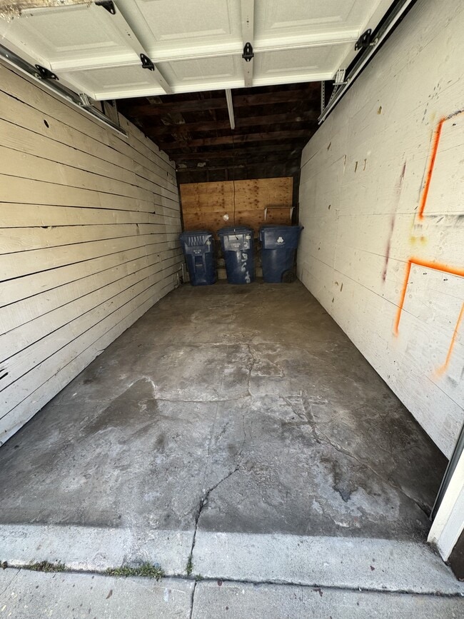 Photo - 336 N Ogden Dr Unit 336 Lower  Right
