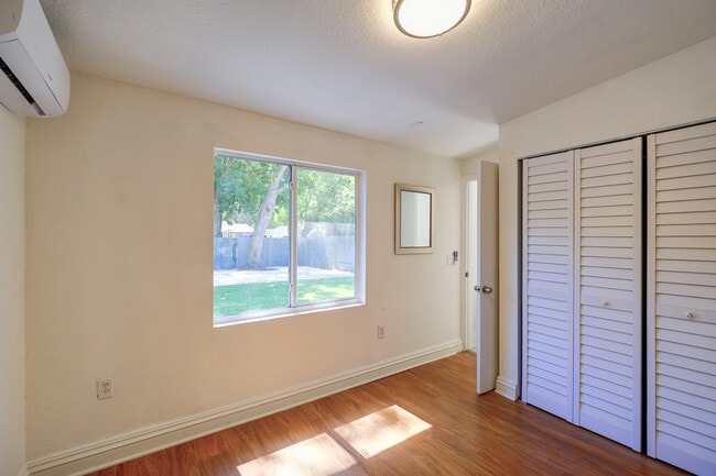 Bedroom - 1558 NE 135th St Unit #2