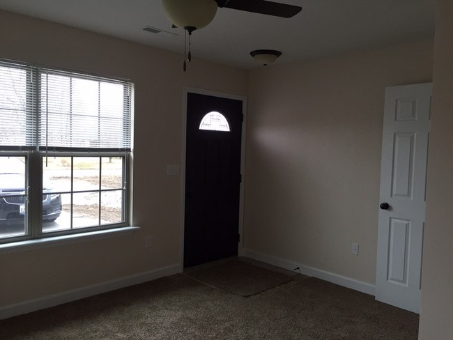 Photo - 10527 Ellis Rd