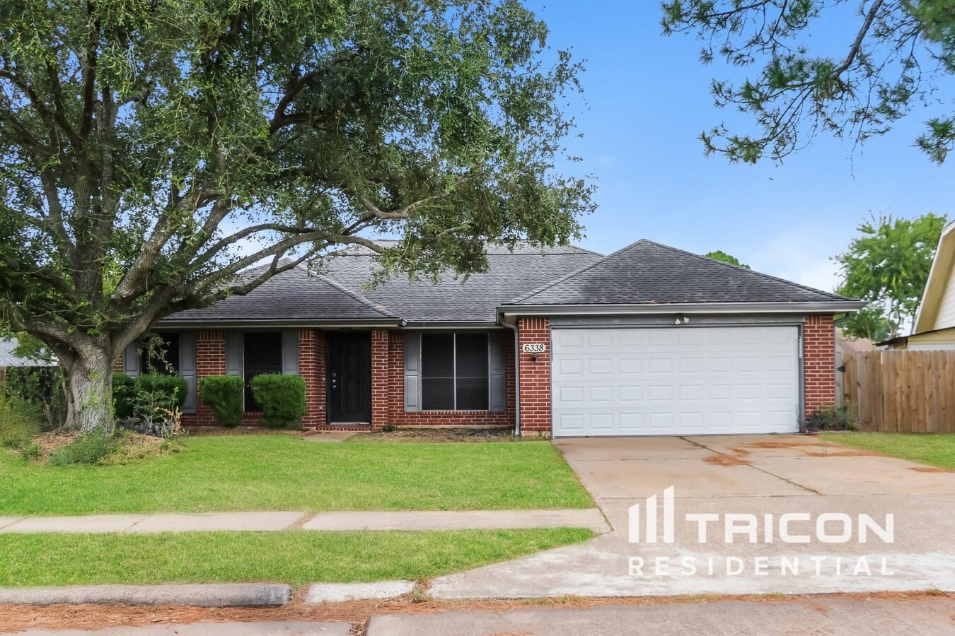 Photo - 6338 Northland Dr House