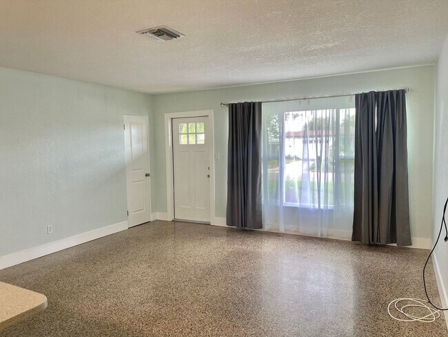 Photo - Adorable Apollo Beach Home for Rent Brin...