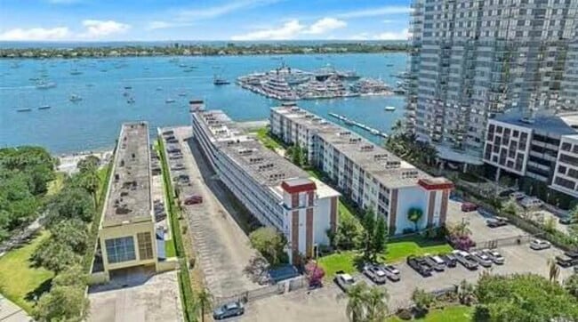 Building Photo - 4500 N Flagler Dr Unit A20