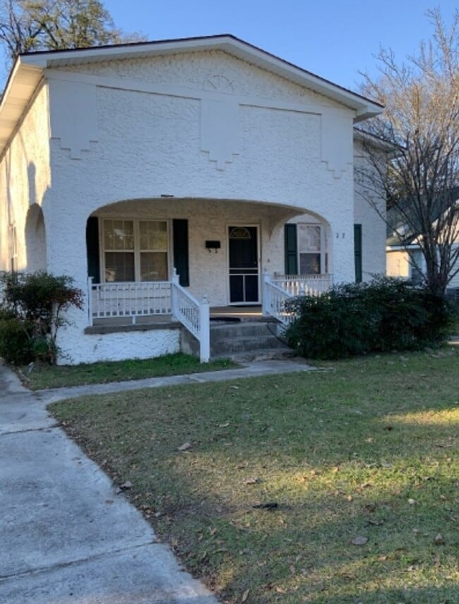 Building Photo - 2 Bed/2 Bath House