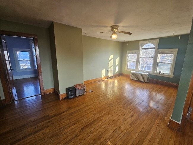 Photo - 7424 Franklin Ave Unidad 3