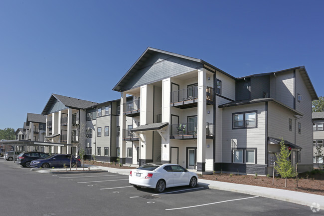 Building Photo - Edgewater at the Cove Rental