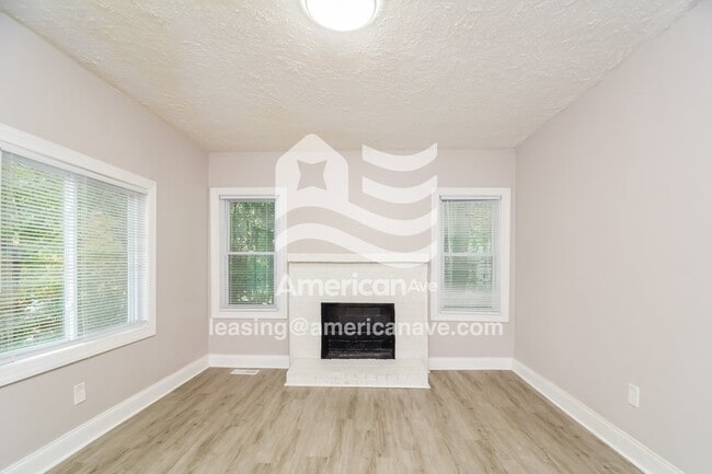 Photo - 112 Kensington Cir