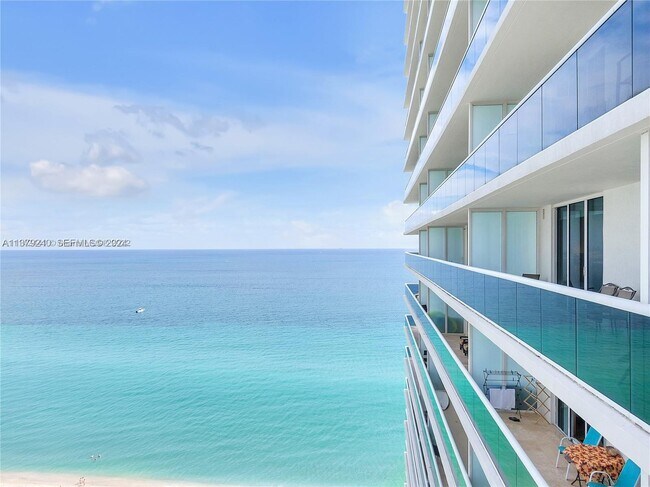 Building Photo - 1830 S Ocean Dr Unit 2010