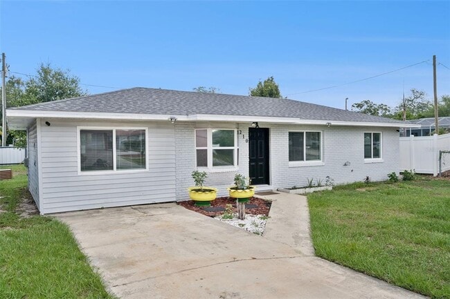 Photo - 210 E Palm St