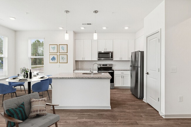 Building Photo - Alera at Hunters Glen Rental