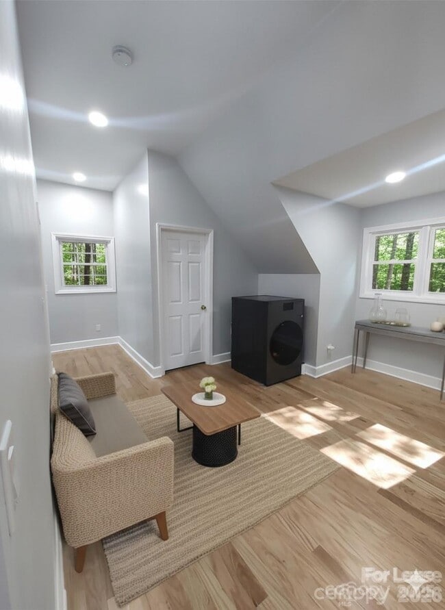 Photo - 14625 Phillips Rd