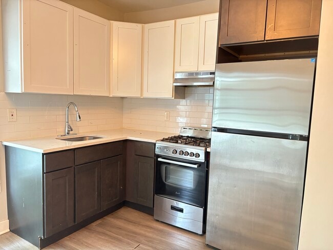 Photo - 80 Garside St Apartments Unit 2R