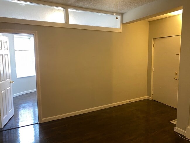 Photo - 618 Columbus Ave Unit 2