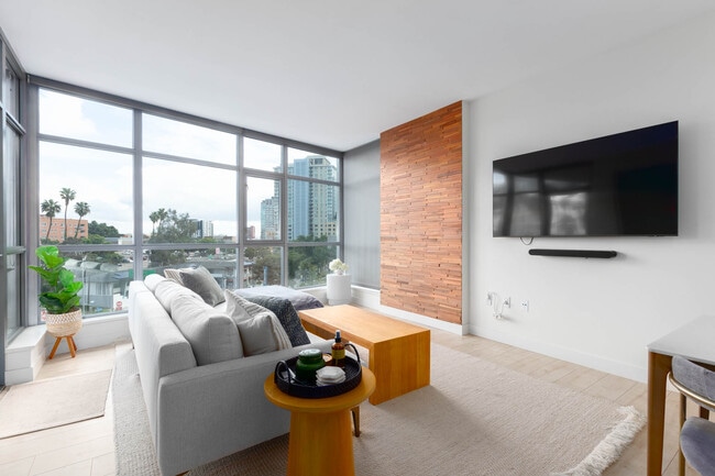 Photo - 1441 9th Ave Unidad 204