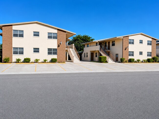 Building Photo - 3720 SW 59th Ave Unit 1