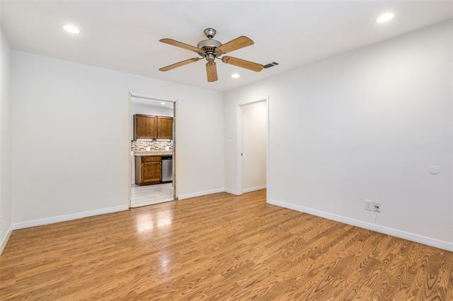 Photo - 8635 Ashcroft Ave