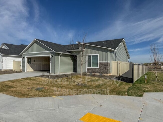 Building Photo - 1870 W Unforgettable St