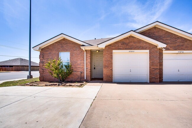 Photo - 9708 Avenue U