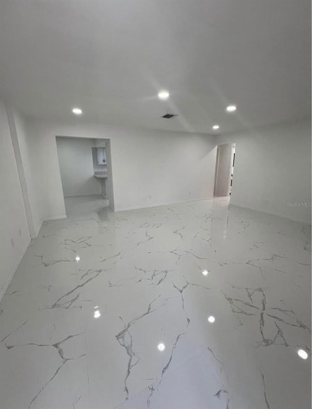 Photo - 2101 Hibiscus Rd