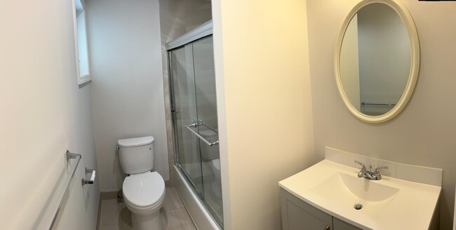 Photo - 16 Olyphant Pl