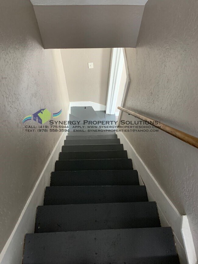 Photo - Earl Ave. 7 Unidad 7