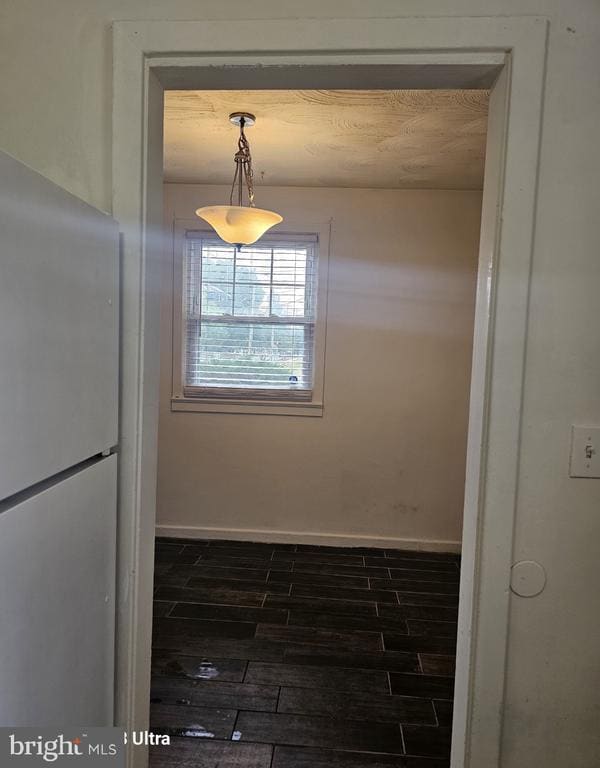 Photo - 2772 Iverson St