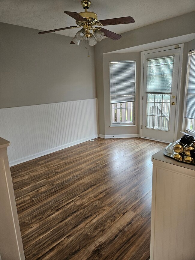 Photo - 5308 Castlestone Dr