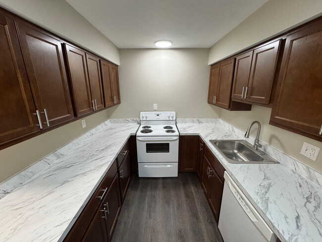 Photo - 26 Trenton Sq Condo Unit 43