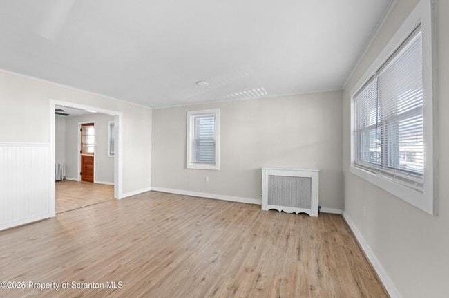 Photo - 302-304-304 Vine St Unidad 304