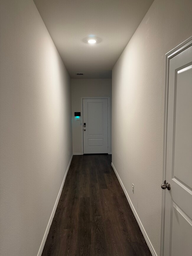 Photo - 107 Seabiscuit Rd