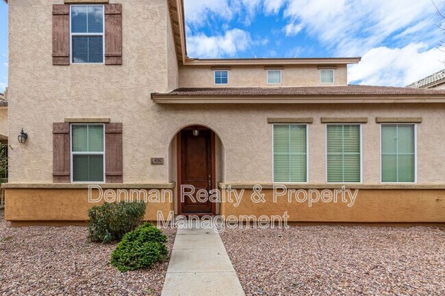 4262 E Carla Vista Dr
