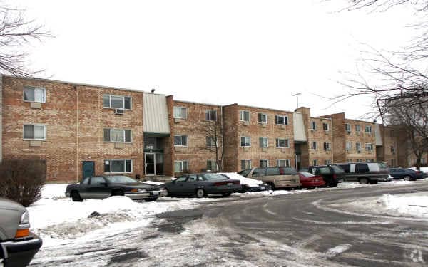 College Park Apartments - College Park Apartments