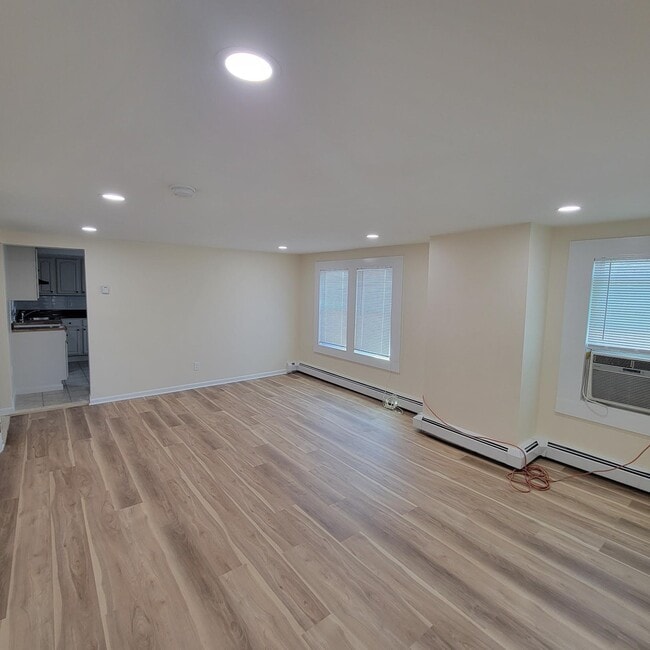 Photo - 228 Orchard St Unit 3
