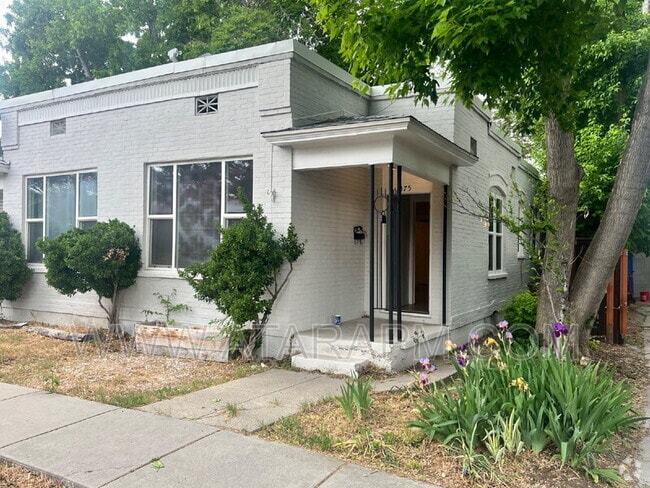 Building Photo - 375 E Harrison Ave Rental