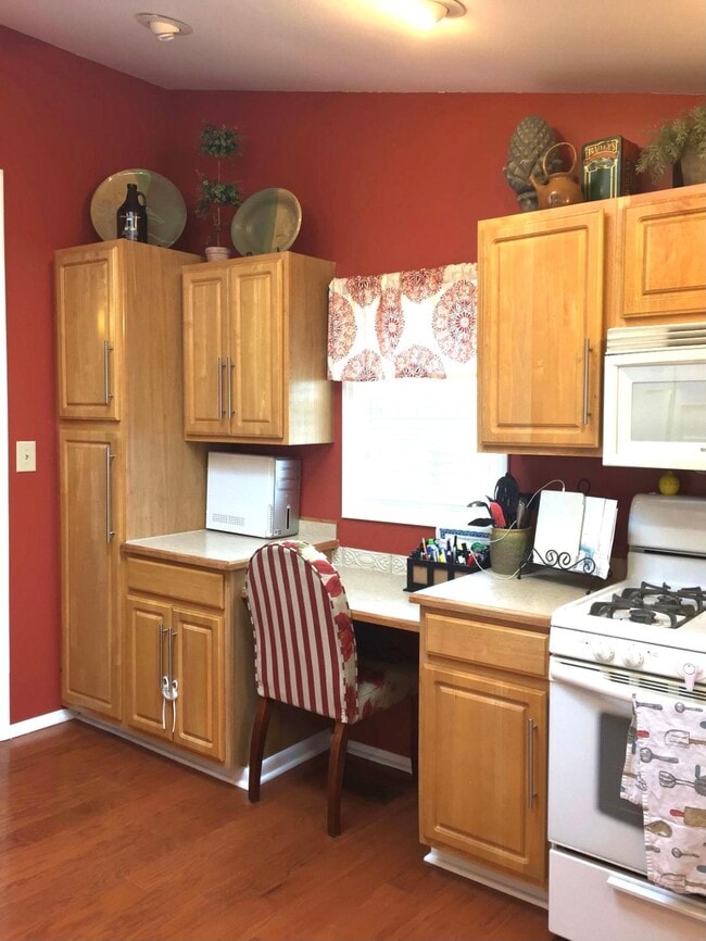 Your own mini-office in your kitchen