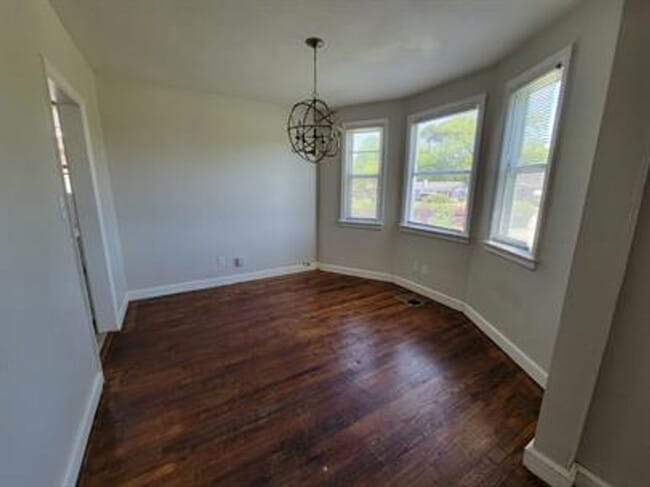 7 Calhoun Rd Unit B