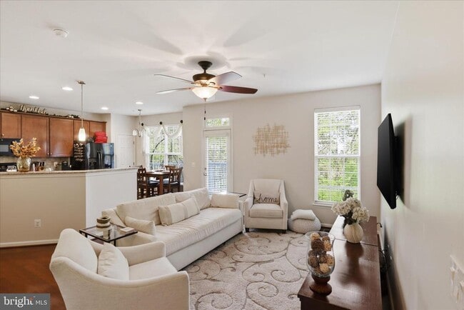 Photo - 45758 Winding Branch Terrace