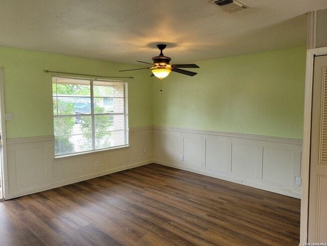 Photo - 5405 Borchers Dr